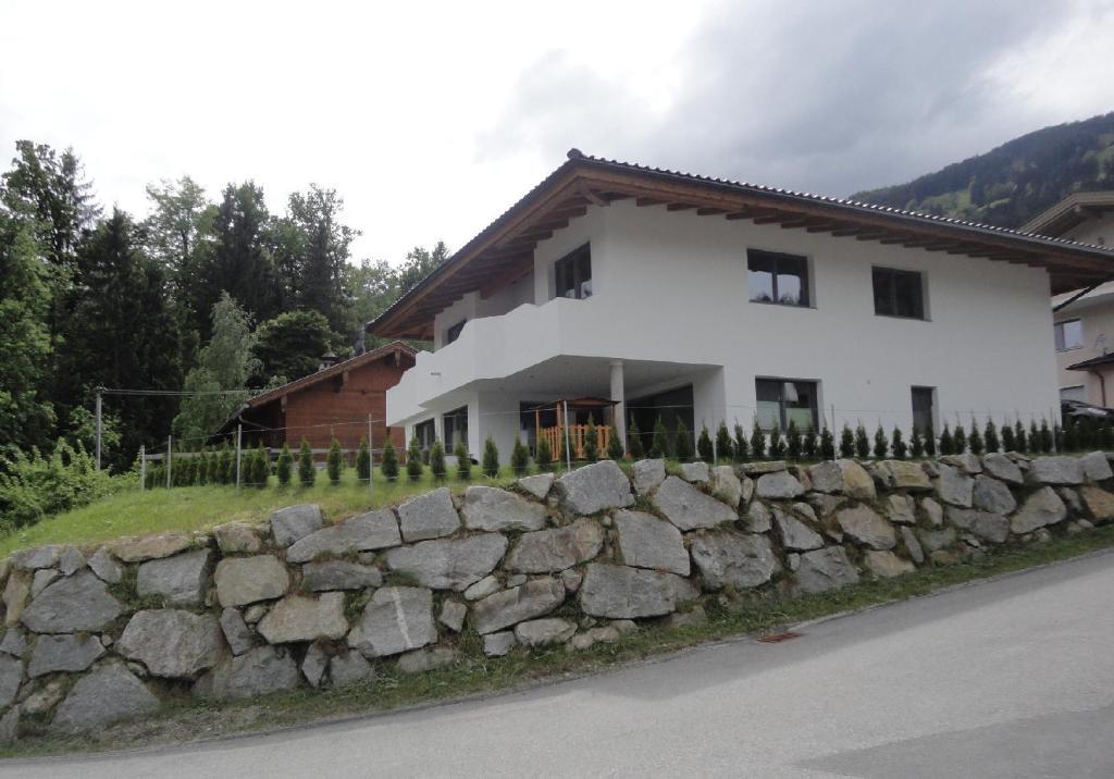 Apart Bergwaerts Fugen Bagian luar foto